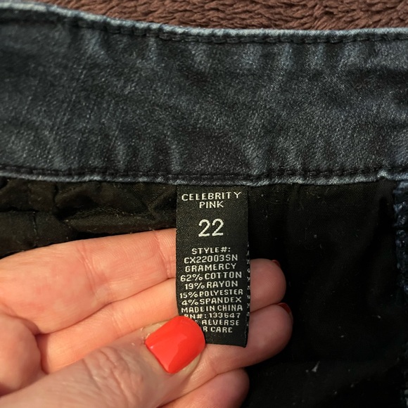 Celebrity Pink - stretch skinny jegging - Size 22 - Picture 2 of 5